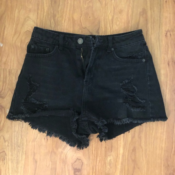 Black denim high waisted shorts - Picture 1 of 2
